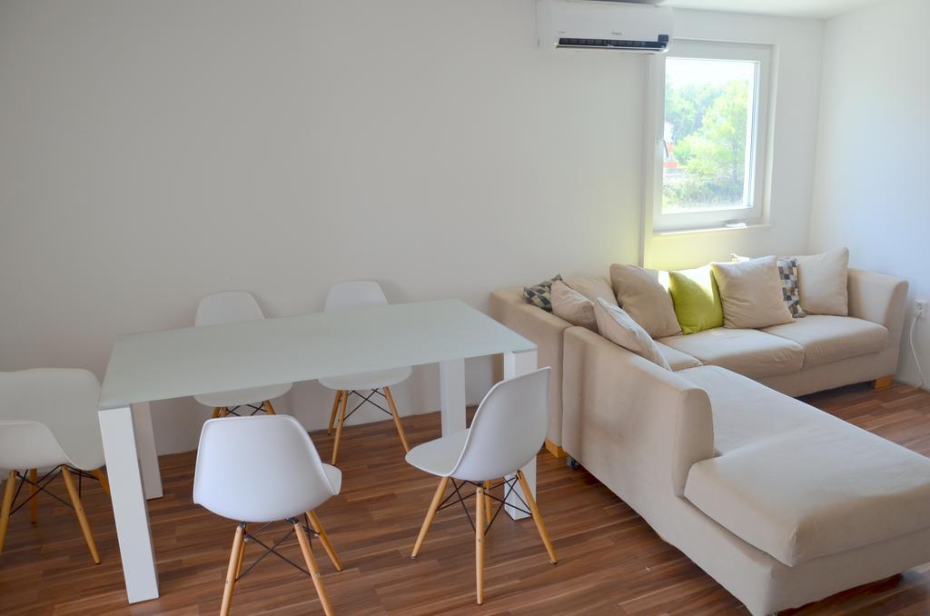 Апартаменты Apartman Medit Вир Экстерьер фото